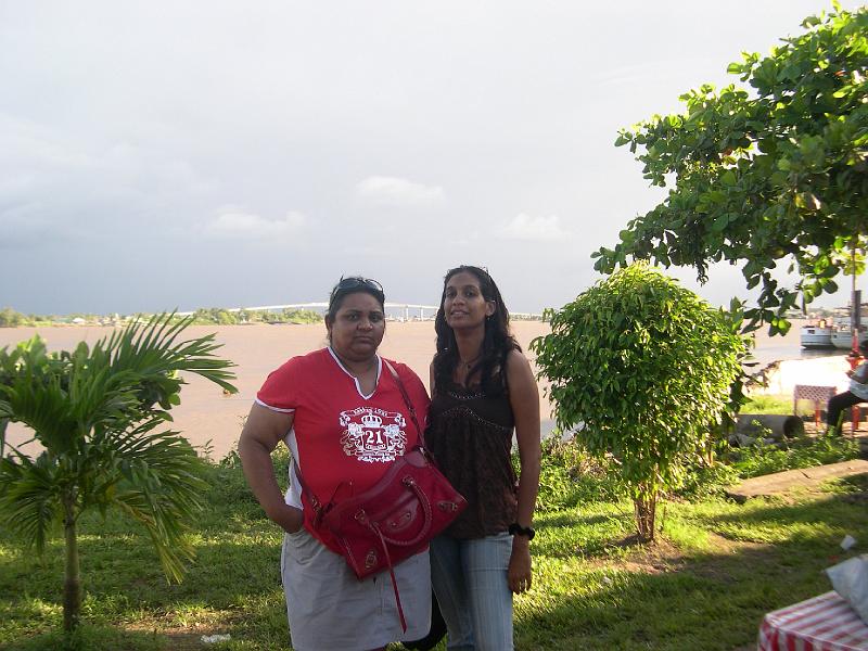 Paramaribo 008 - by the river